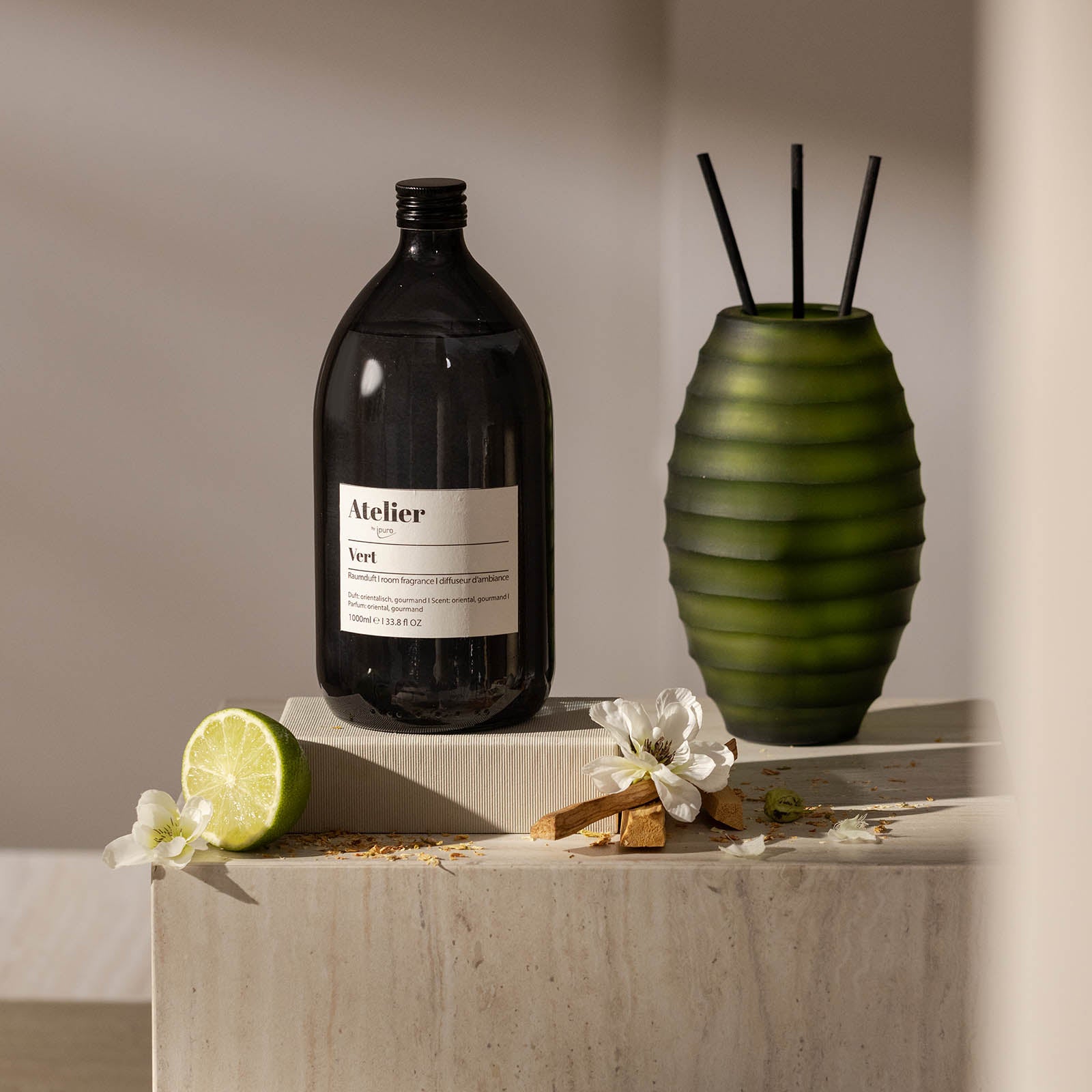 Atelier by ipuro vert room fragrance