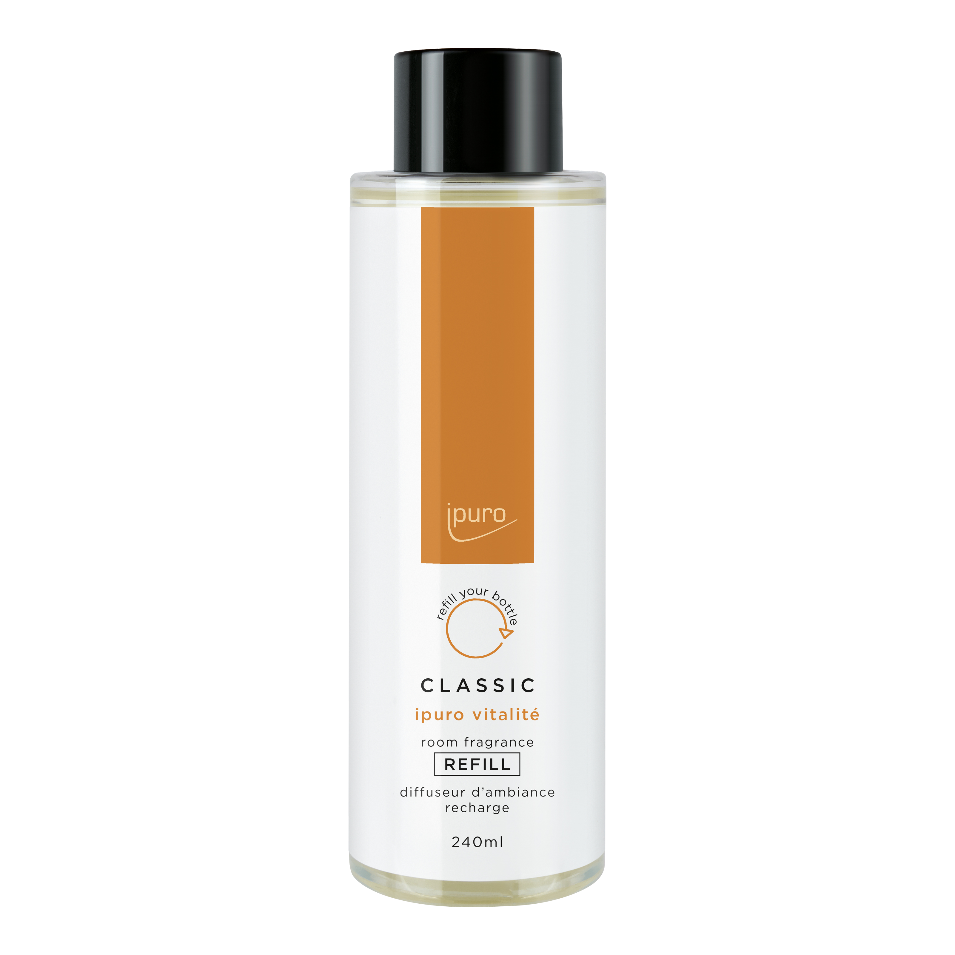 Die klare 240-ml-Flasche ipuro CLASSIC vitalité Raumduft-Nachfüller by ipuro mit schwarzem Verschluss und orangefarbenem Hochkant-Etikett sorgt mit Ingwer- und Rosmarinnoten für Wellness-Atmosphäre.