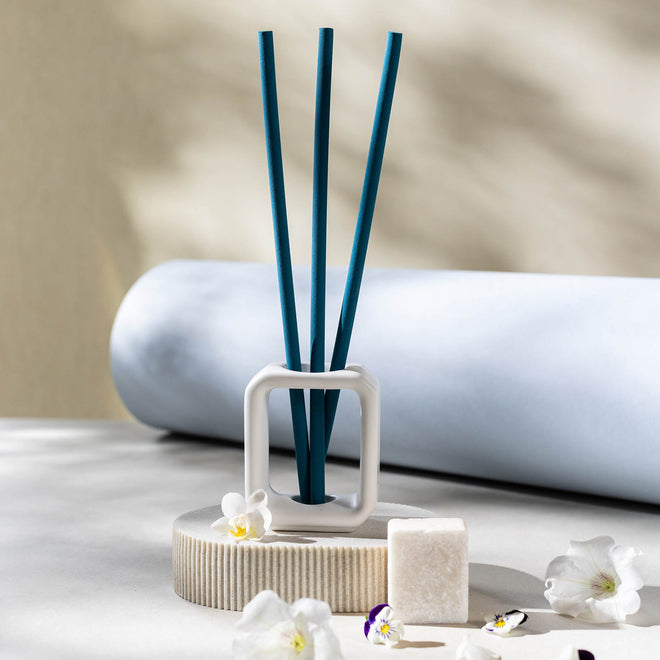 ESSENTIALS Scented Sticks Refill Cotton Fields