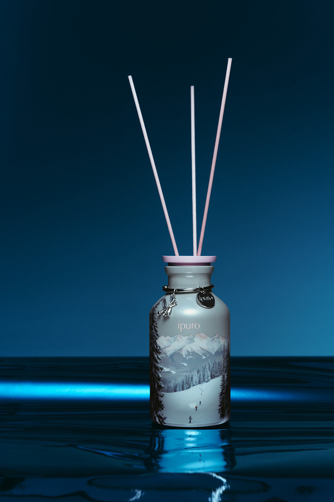 ipuro x Aspen Raumduft 240 ml mit Rattanstäbchen